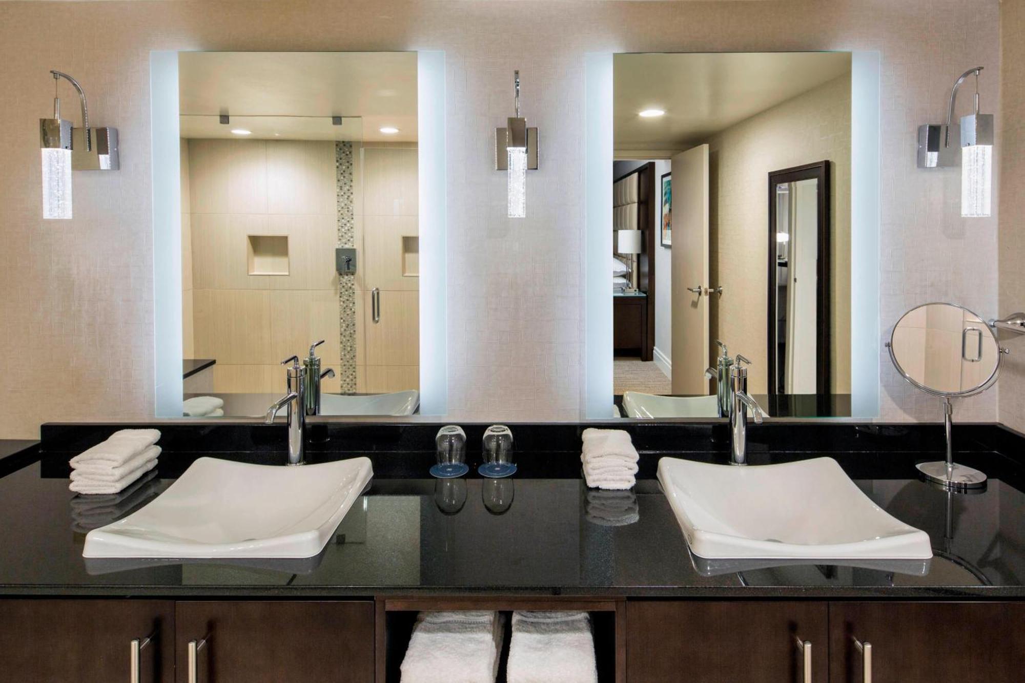 Sheraton West Des Moines Ngoại thất bức ảnh