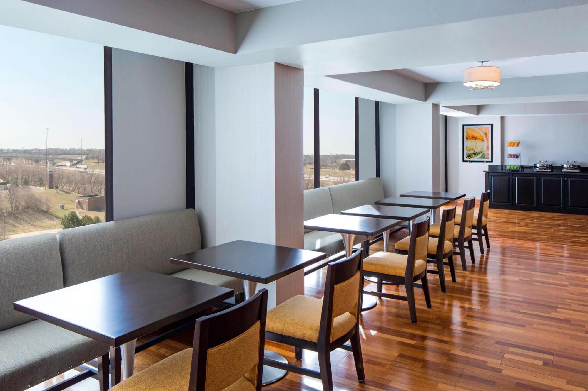Sheraton West Des Moines Ngoại thất bức ảnh
