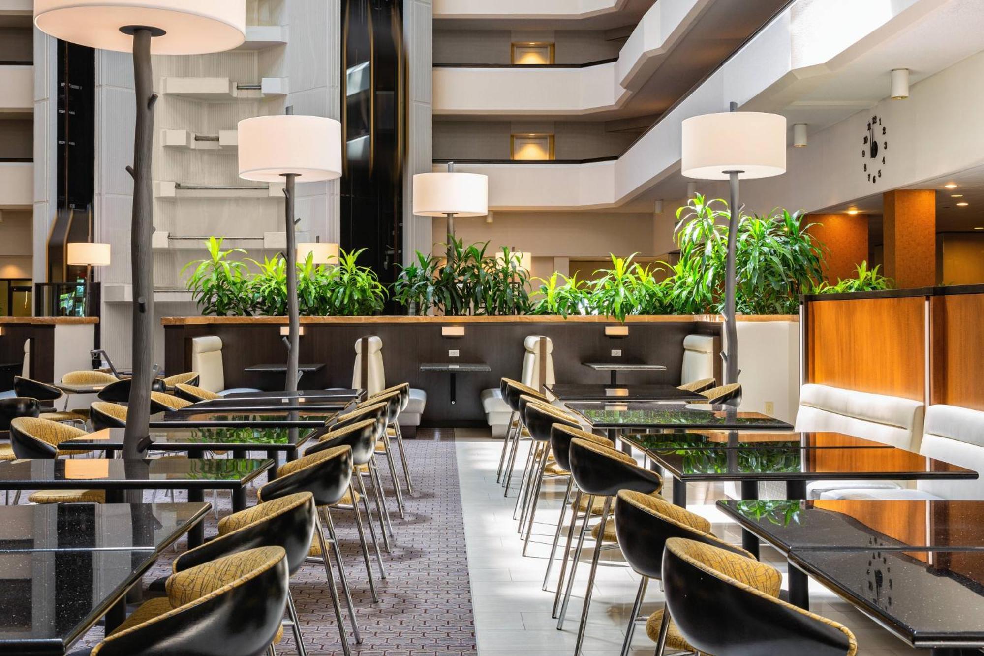 Sheraton West Des Moines Ngoại thất bức ảnh